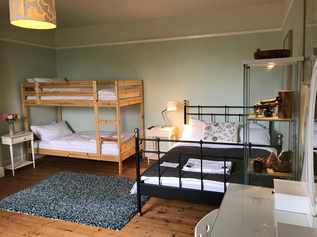 The Hollies Bed & Breakfast South Kilworth ภายนอก รูปภาพ