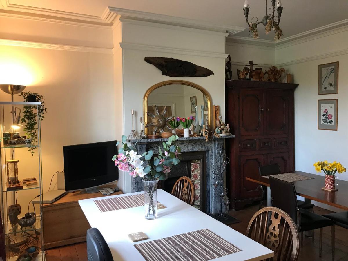 The Hollies Bed & Breakfast South Kilworth ภายนอก รูปภาพ